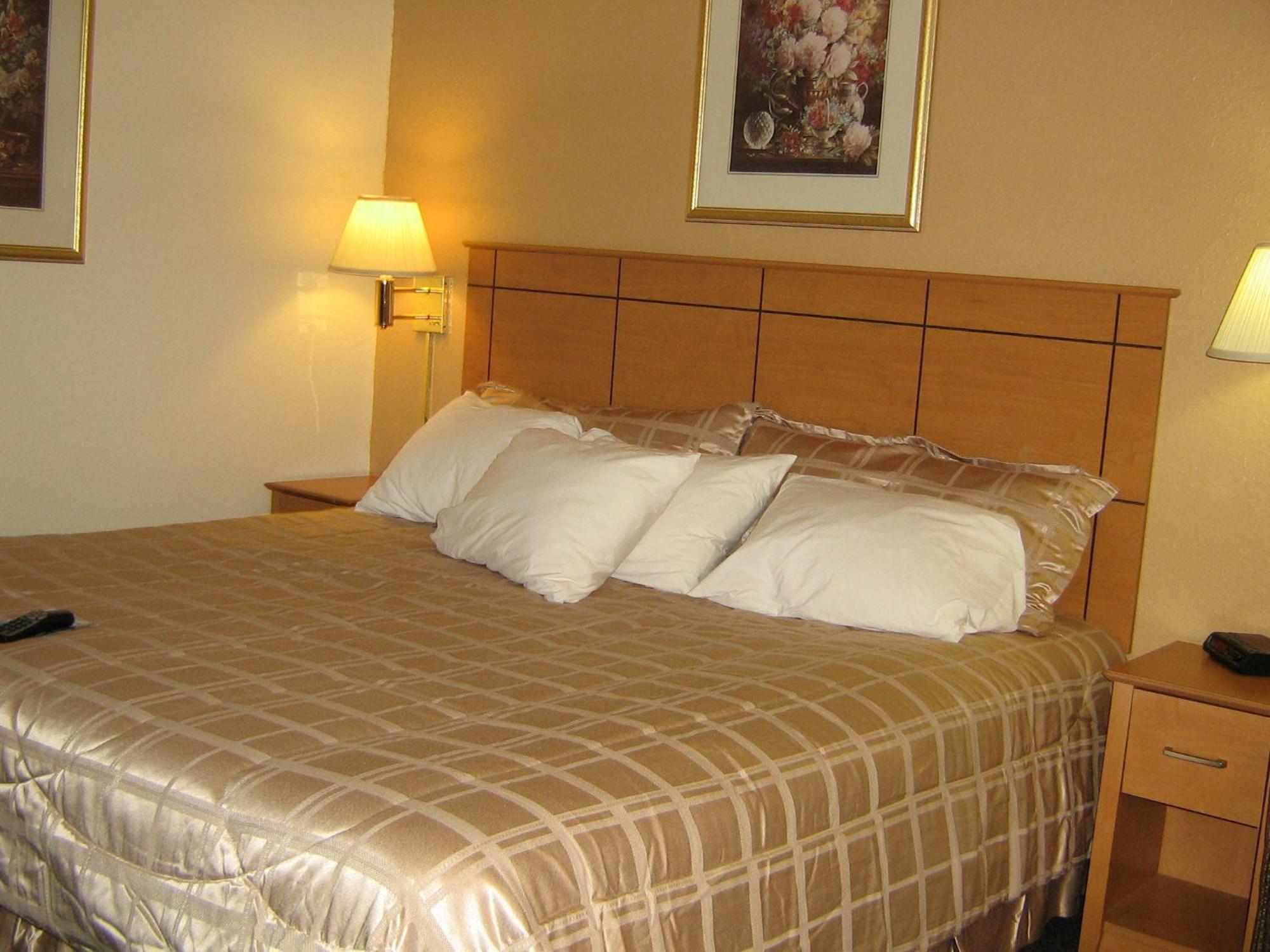 Americas Best Value Inn And Suites St. Cloud Saint Cloud Dış mekan fotoğraf