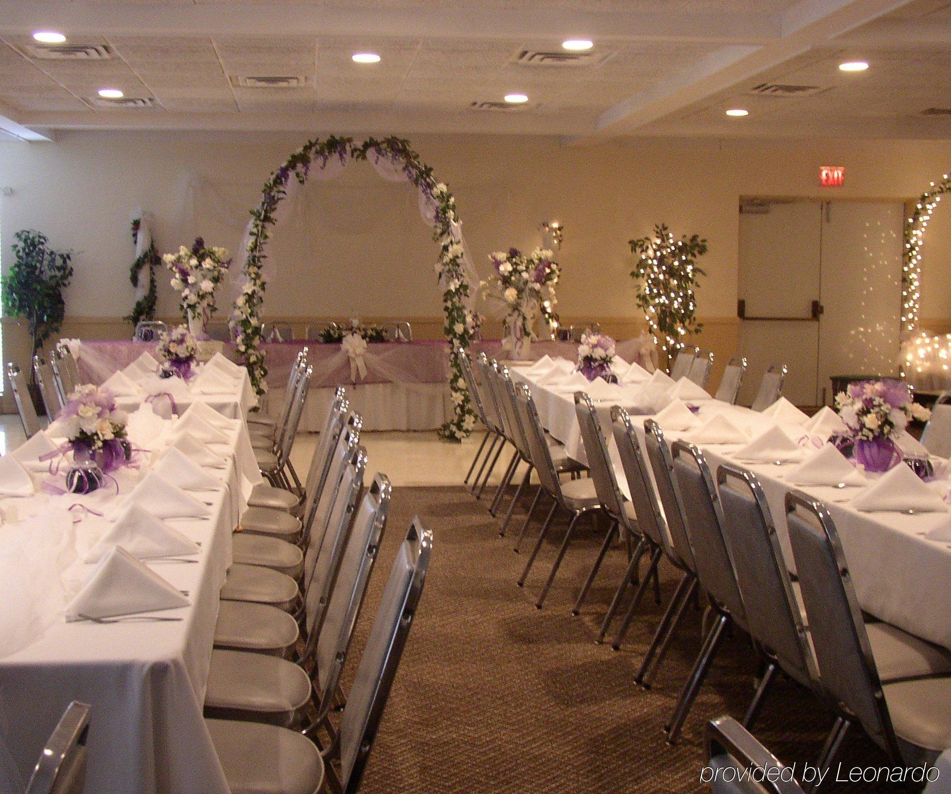 Americas Best Value Inn And Suites St. Cloud Saint Cloud Restoran fotoğraf