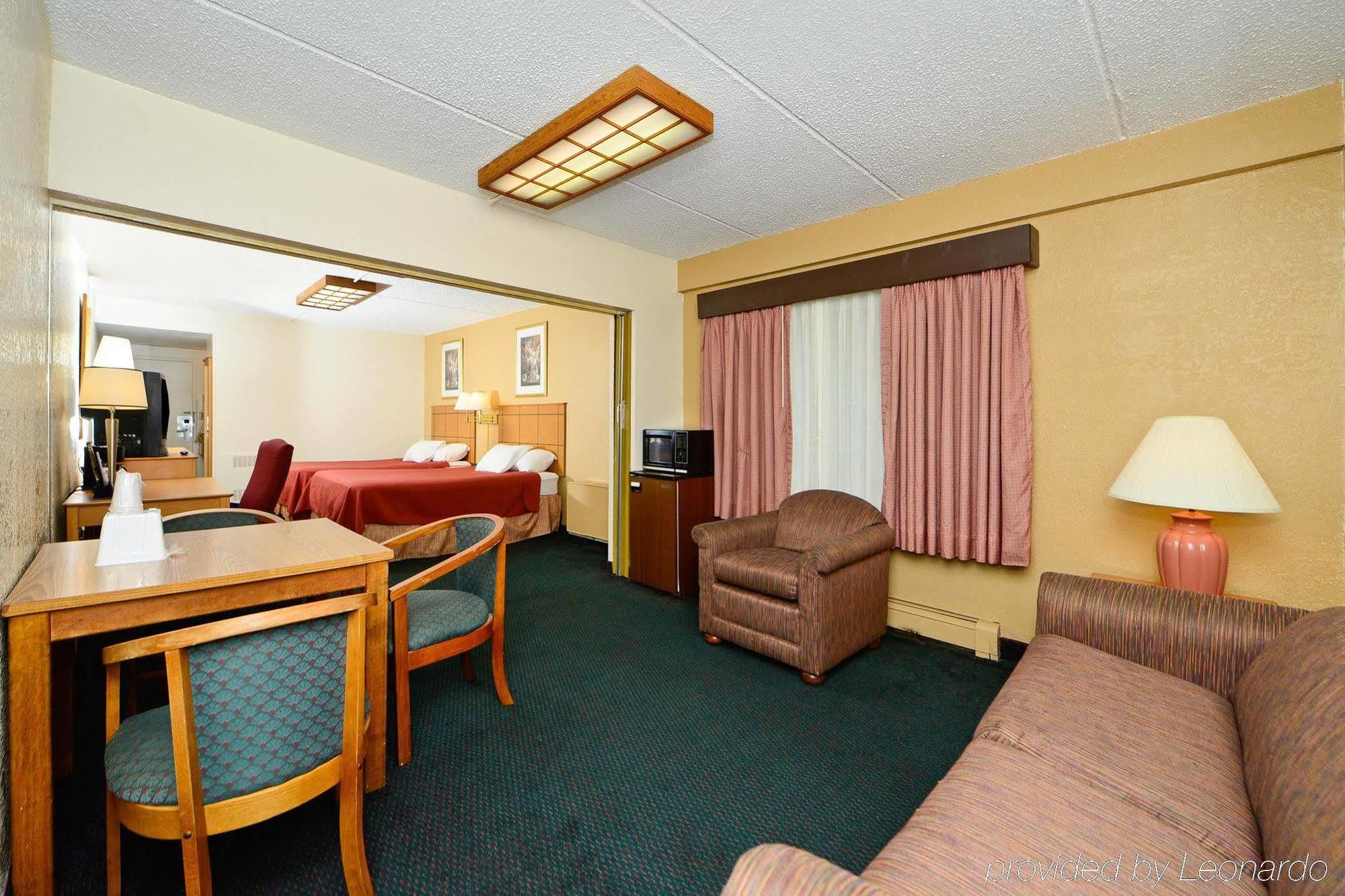Americas Best Value Inn And Suites St. Cloud Saint Cloud Oda fotoğraf
