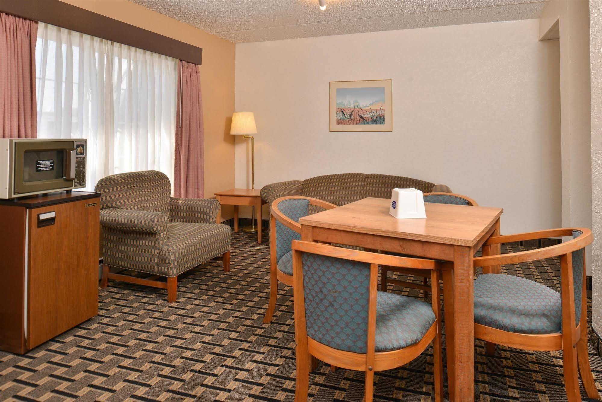 Americas Best Value Inn And Suites St. Cloud Saint Cloud Dış mekan fotoğraf